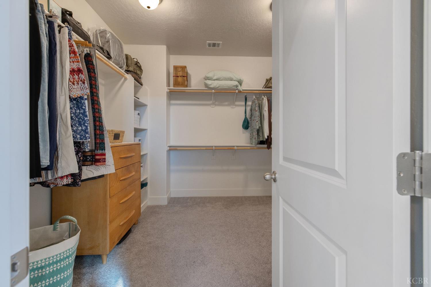3345 W Florence Ave, Visalia, CA 93277