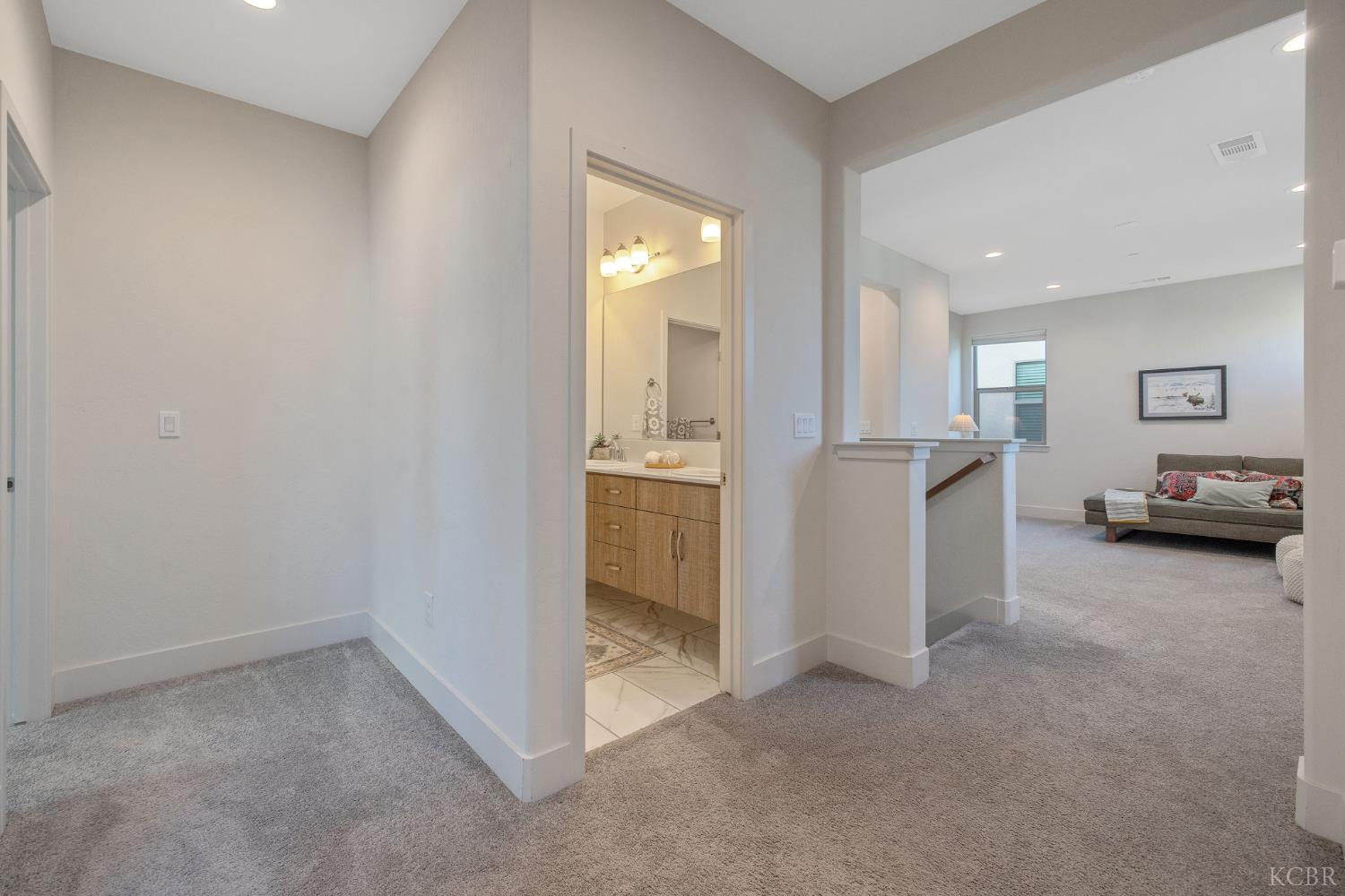 3345 W Florence Ave, Visalia, CA 93277