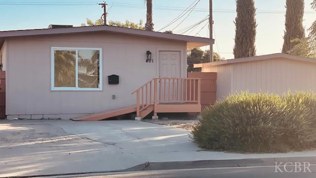 401 E 11th Ave, Hanford, CA 93230