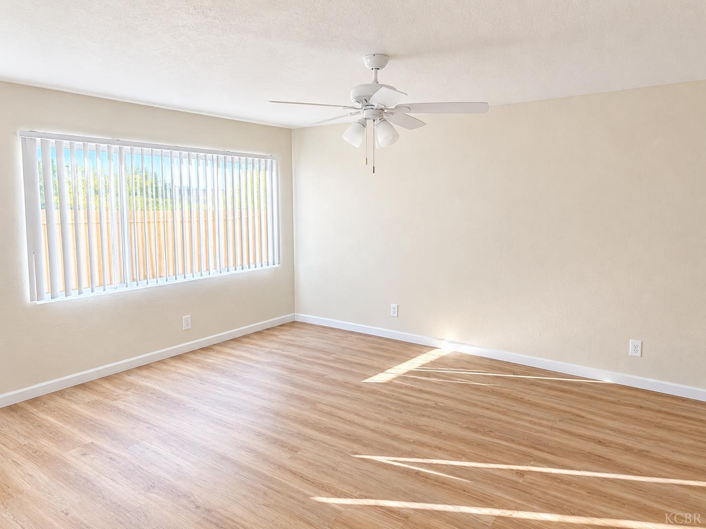 11515 Echo Ln, Hanford, CA 93230