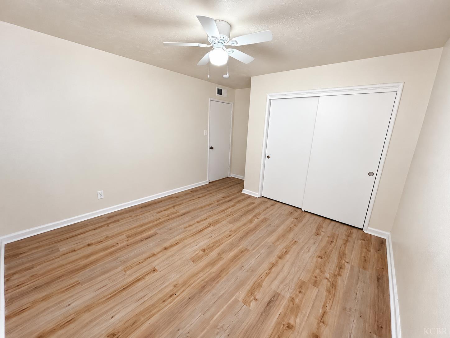 11515 Echo Ln, Hanford, CA 93230