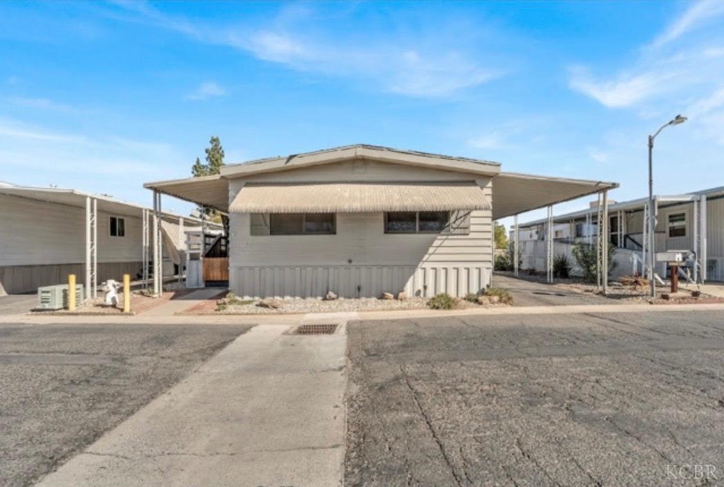852 E Grangeville spc 1 Blvd, Hanford, CA 93230