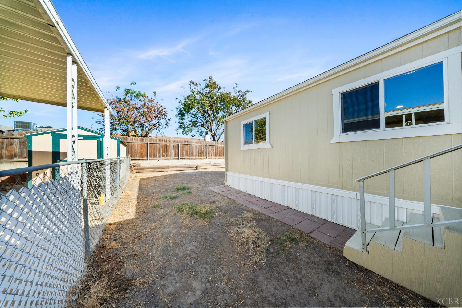 860 #61 E Grangeville Blvd, Hanford, CA 93230