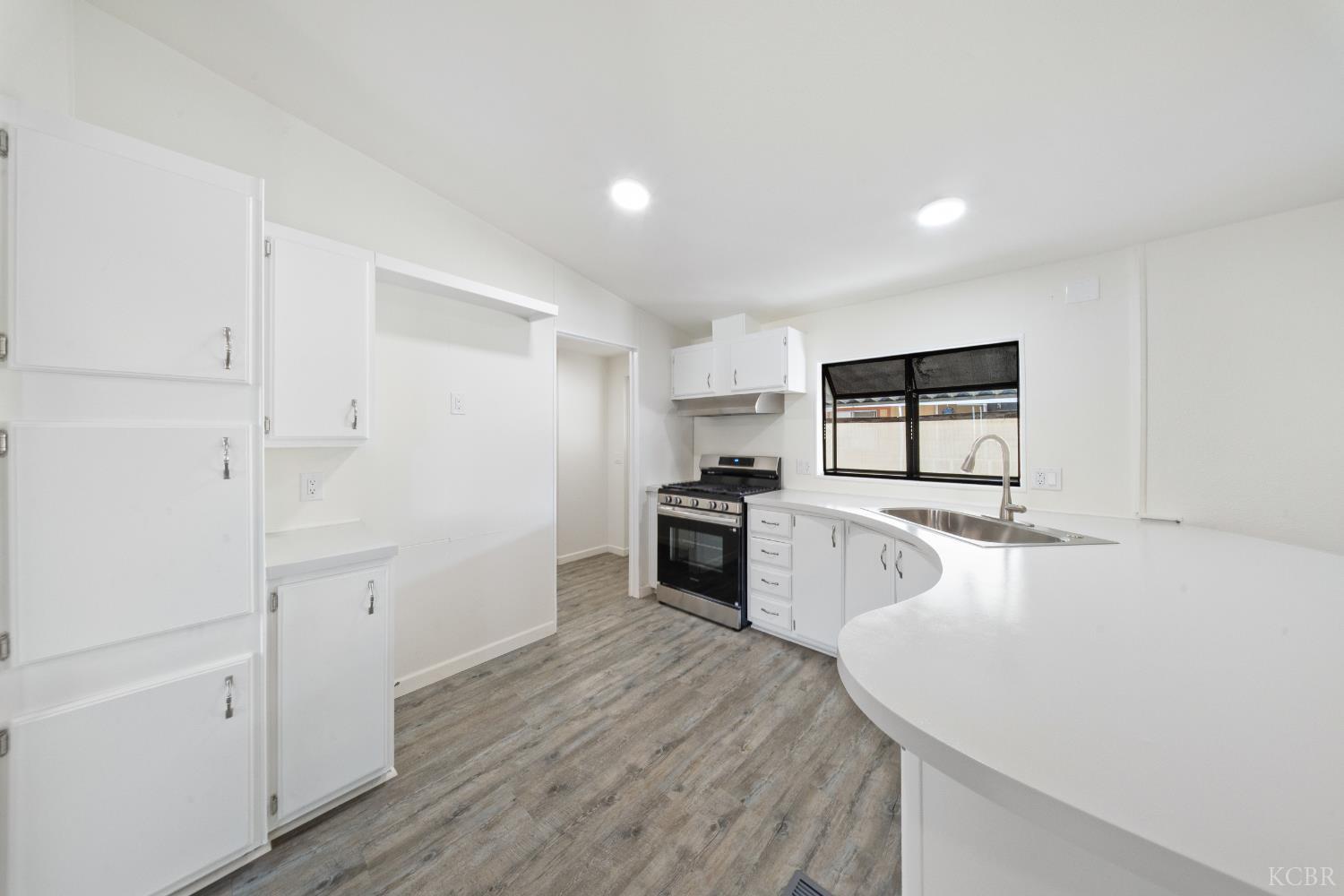 860 #61 E Grangeville Blvd, Hanford, CA 93230