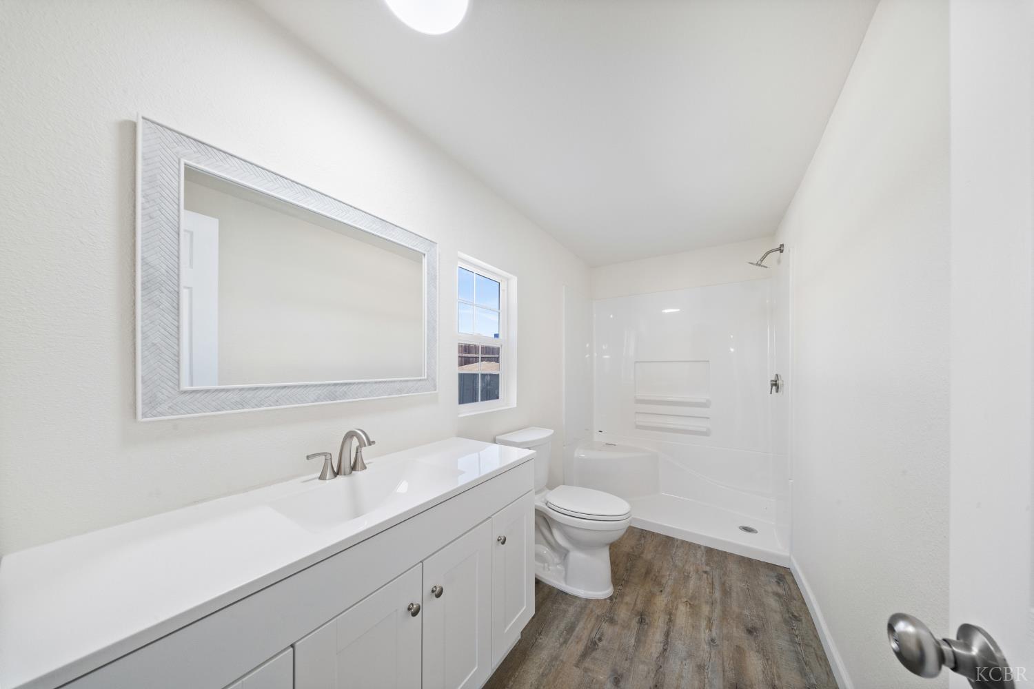 860 #61 E Grangeville Blvd, Hanford, CA 93230