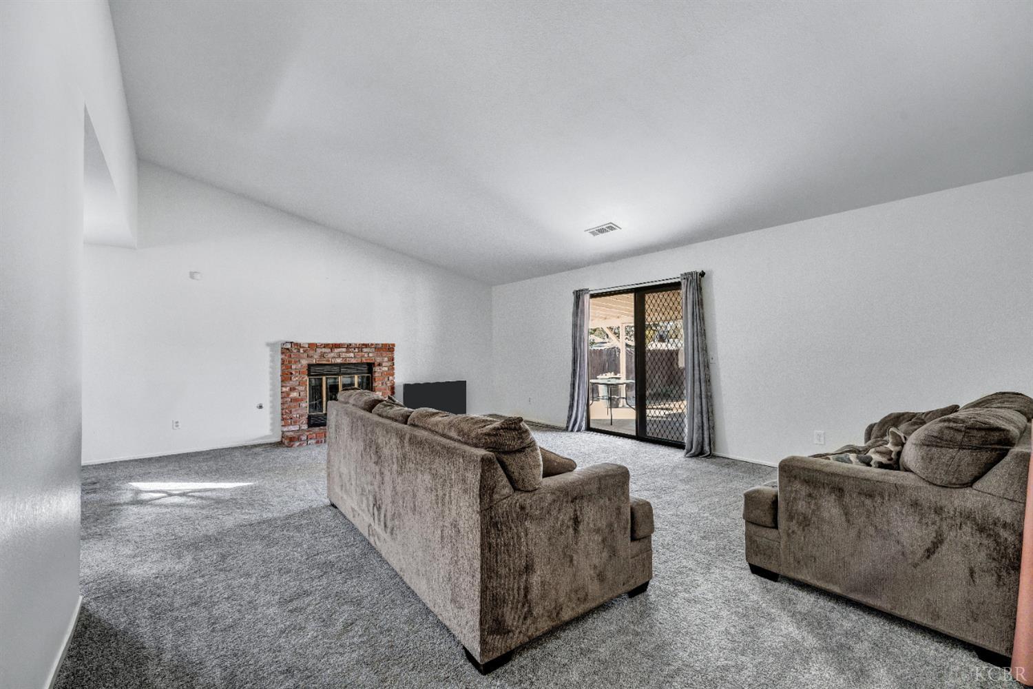608 Sonoma Ln, Avenal, CA 93204