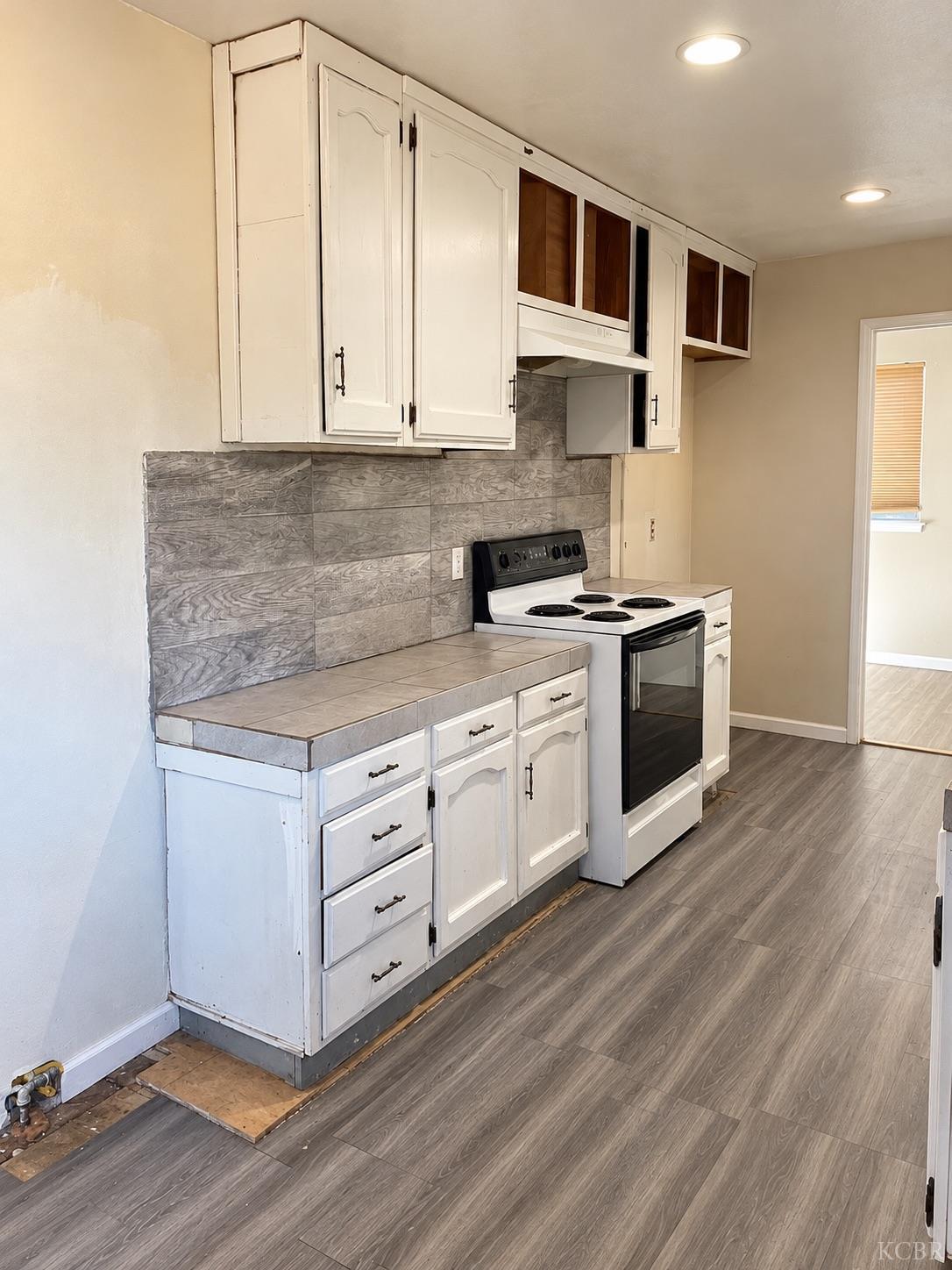 821 W Swift Ave, Fresno, CA 93705