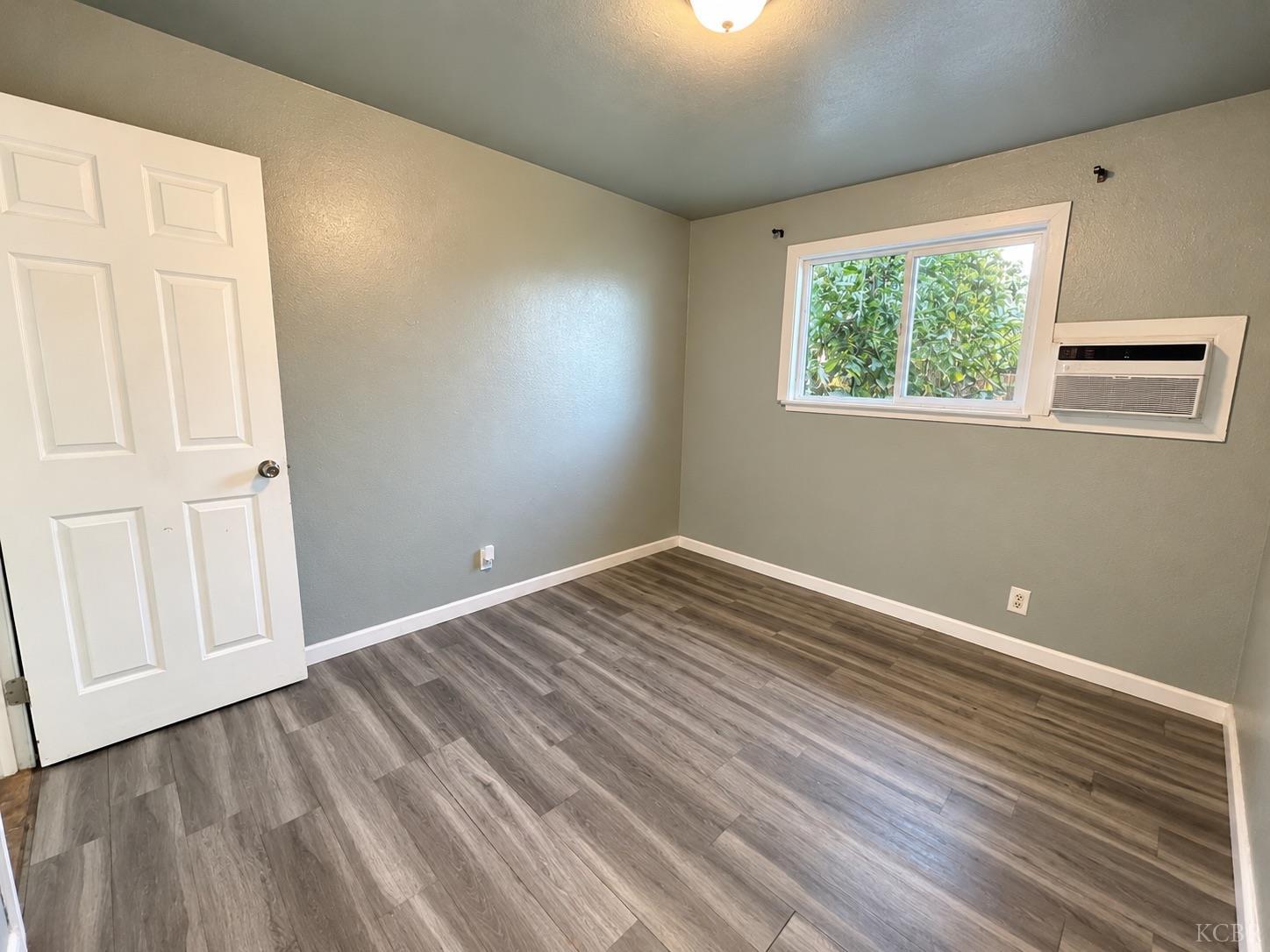 821 W Swift Ave, Fresno, CA 93705