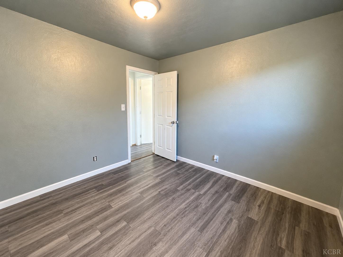 821 W Swift Ave, Fresno, CA 93705