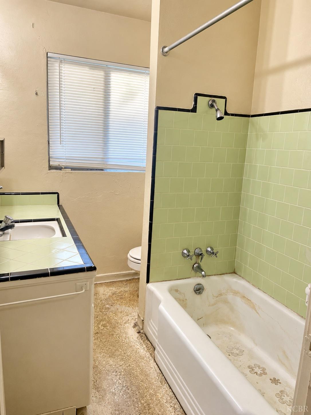 2545 N Millbrook Ave, Fresno, CA 93703