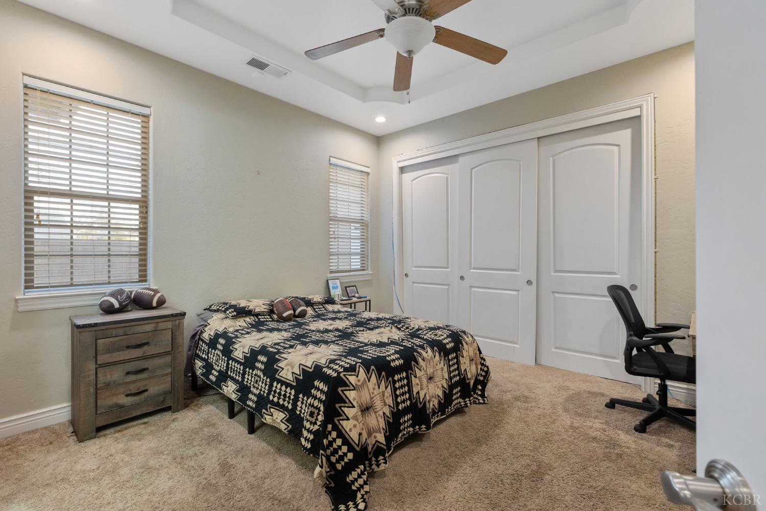 2527 Meadow View Dr., Hanford, CA 93230