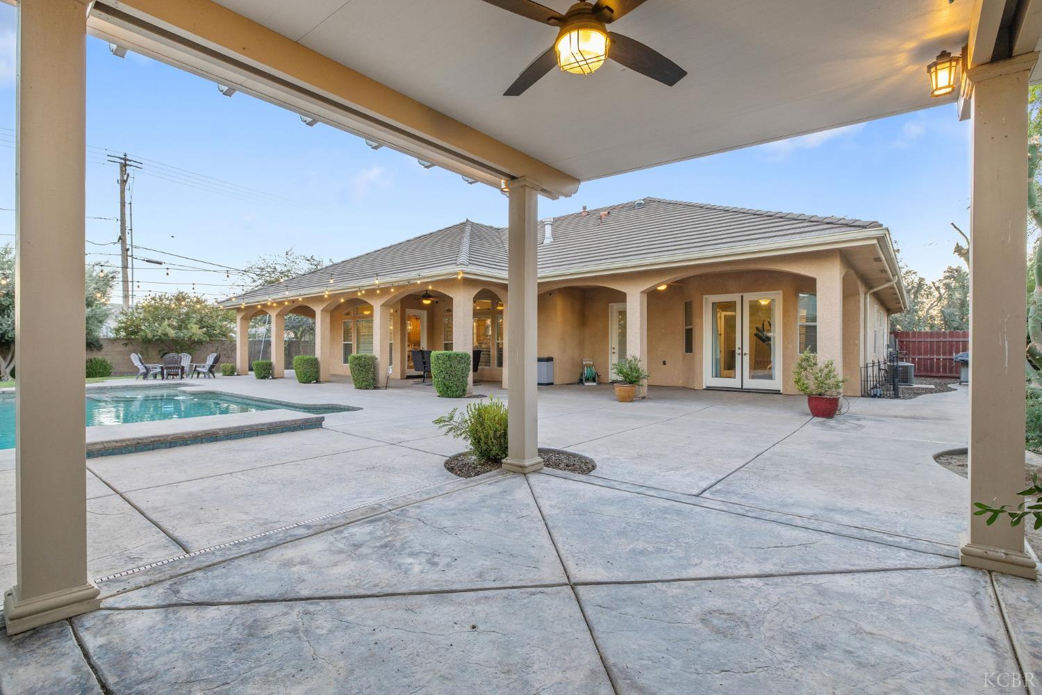 2527 Meadow View Dr., Hanford, CA 93230