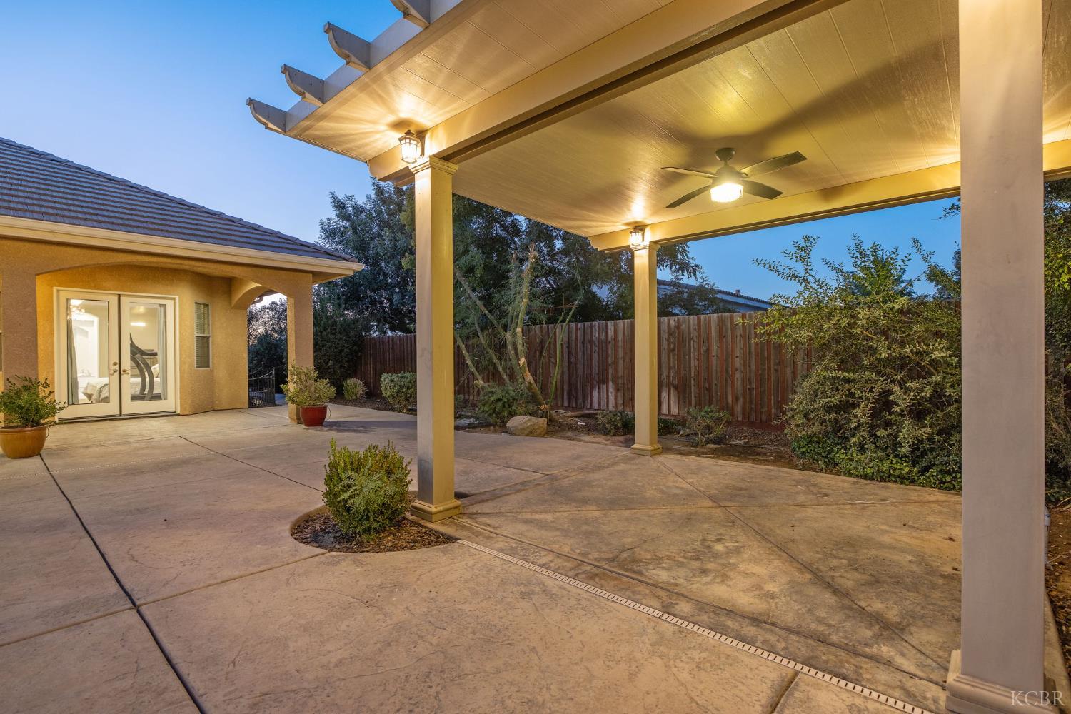 2527 Meadow View Dr., Hanford, CA 93230