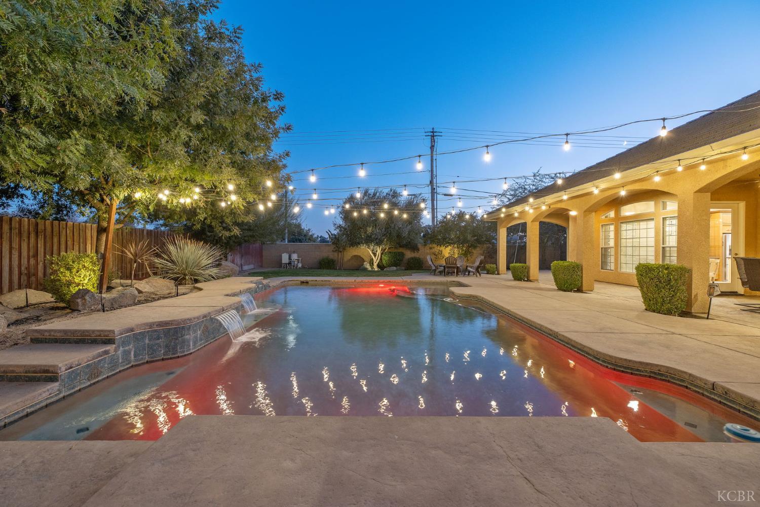 2527 Meadow View Dr., Hanford, CA 93230