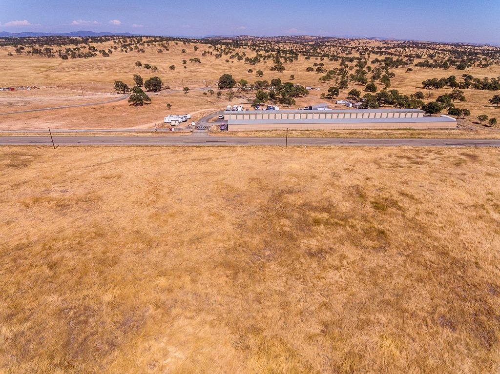 2 La Grange Rd, La Grange, CA 95329