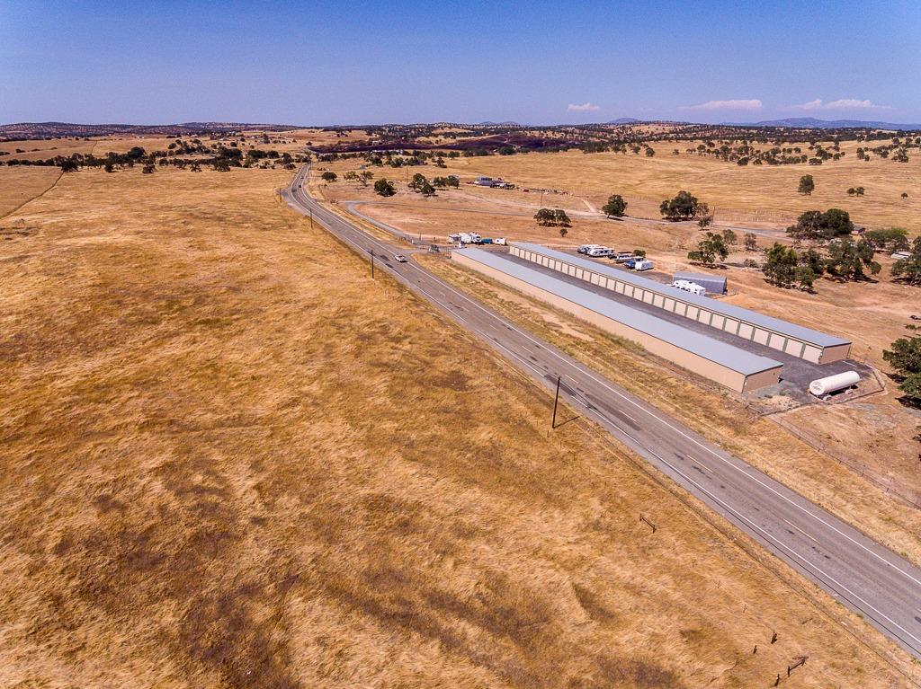 2 La Grange Rd, La Grange, CA 95329