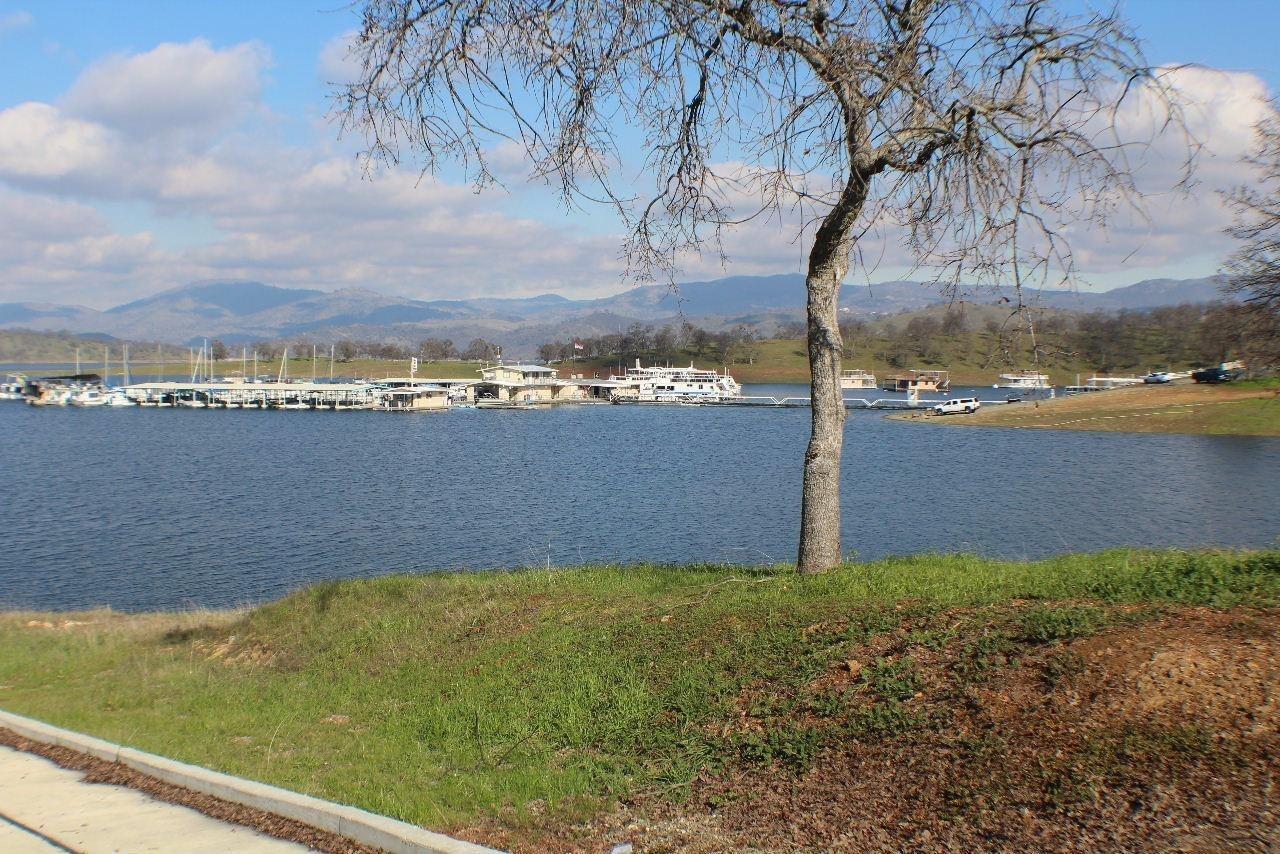 2 La Grange Rd, La Grange, CA 95329