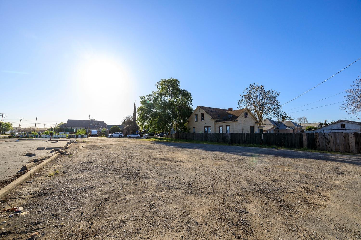 0 5th St, Ceres, CA 95307