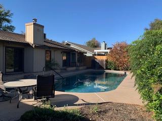1242 River Bluff Dr, Oakdale, CA 95361