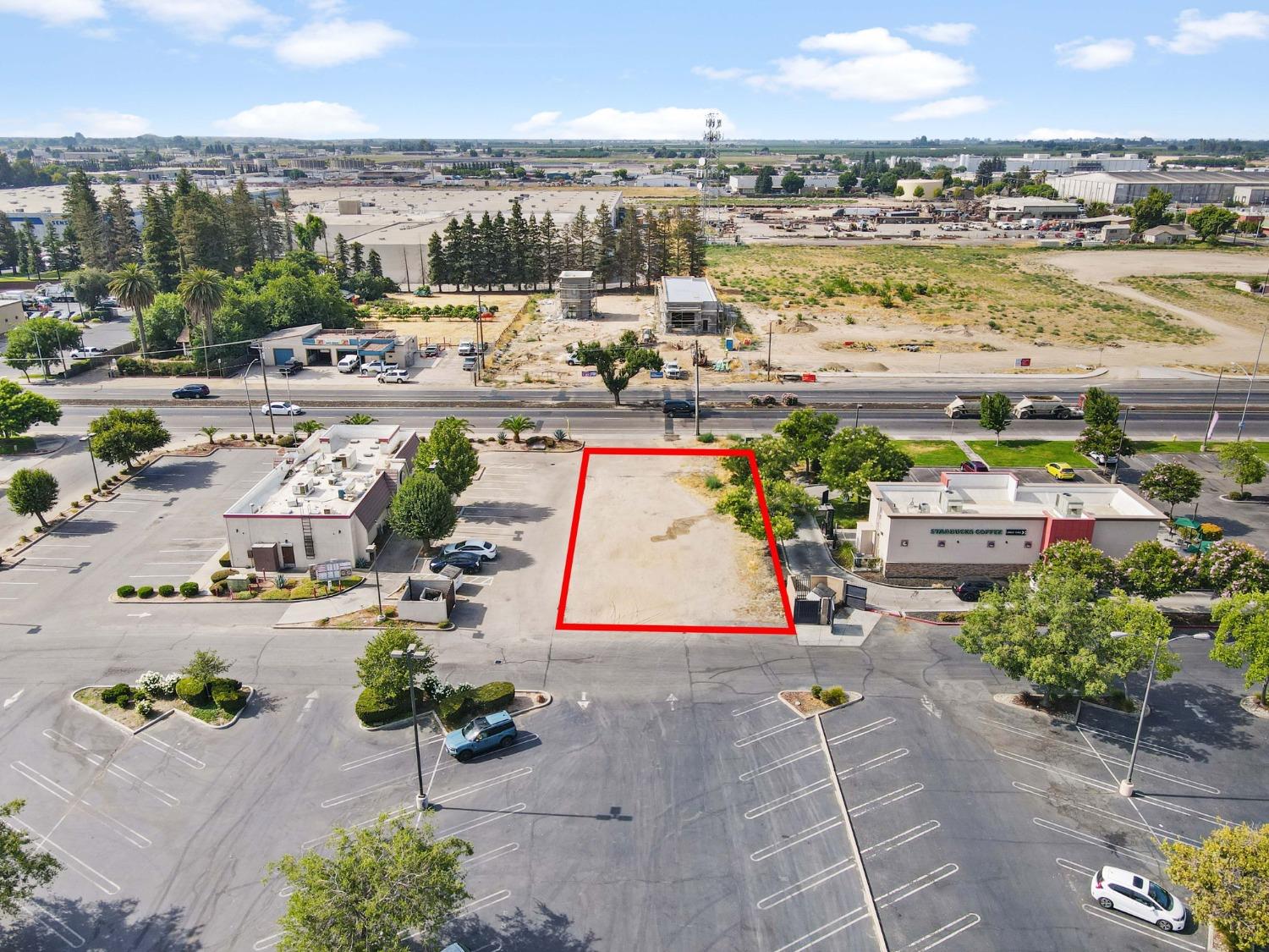 2175 W Main St, Turlock, CA 95380