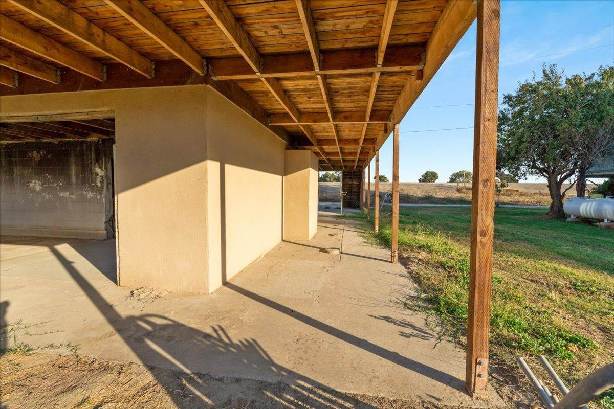 26925 airport, Manteca, CA 95337