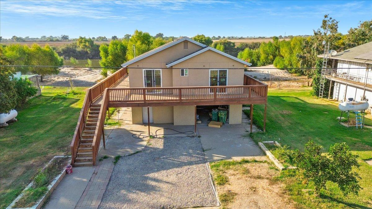 26925 airport, Manteca, CA 95337