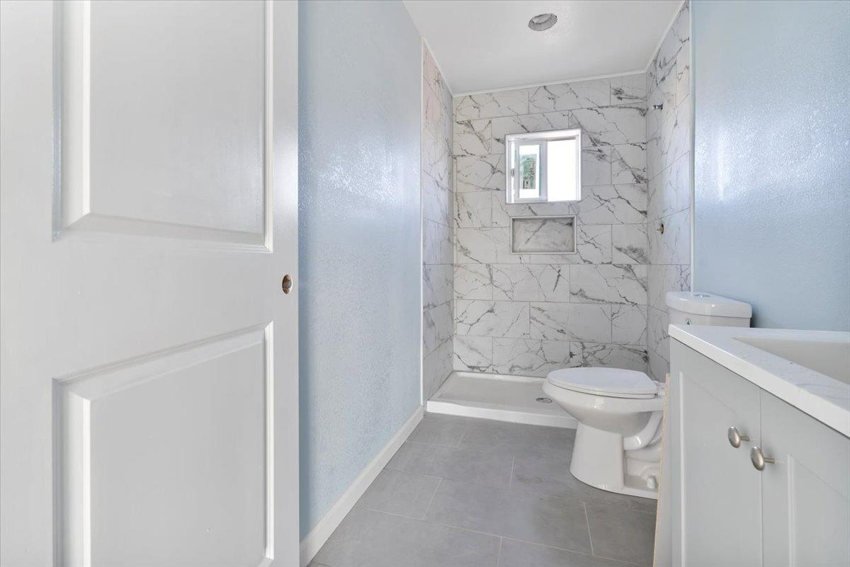 26925 airport, Manteca, CA 95337