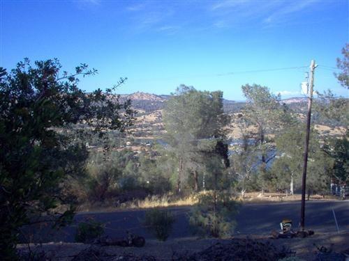 5060 Fong Dr, Copperopolis, CA 95228