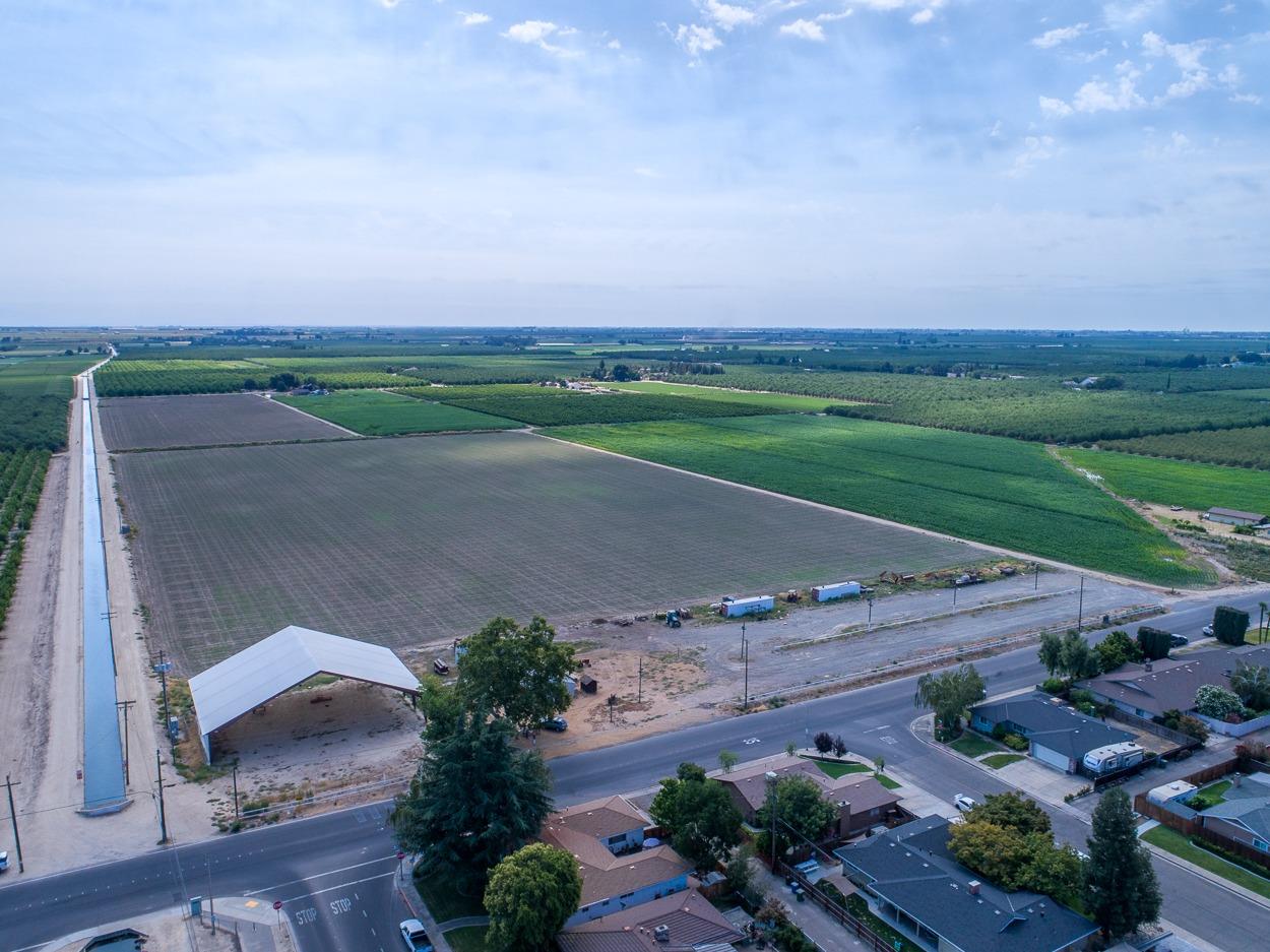 716 N Daubenberger Rd, Turlock, CA 95380