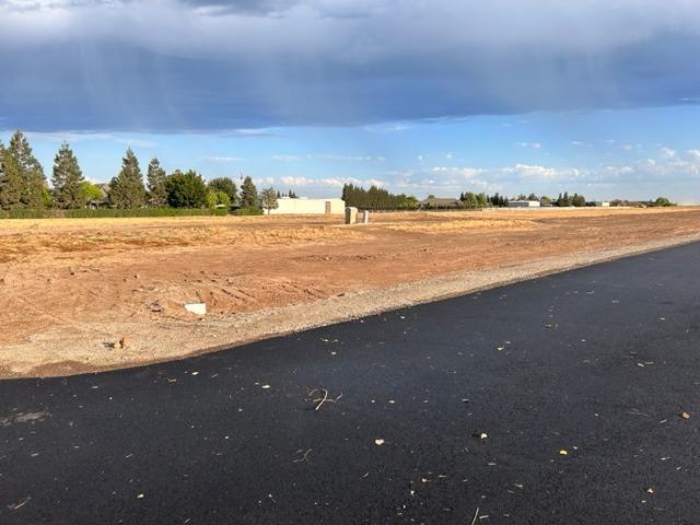 15185 Jelly Bean Ln, Oakdale, CA 95361