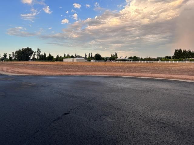 15185 Jelly Bean Ln, Oakdale, CA 95361