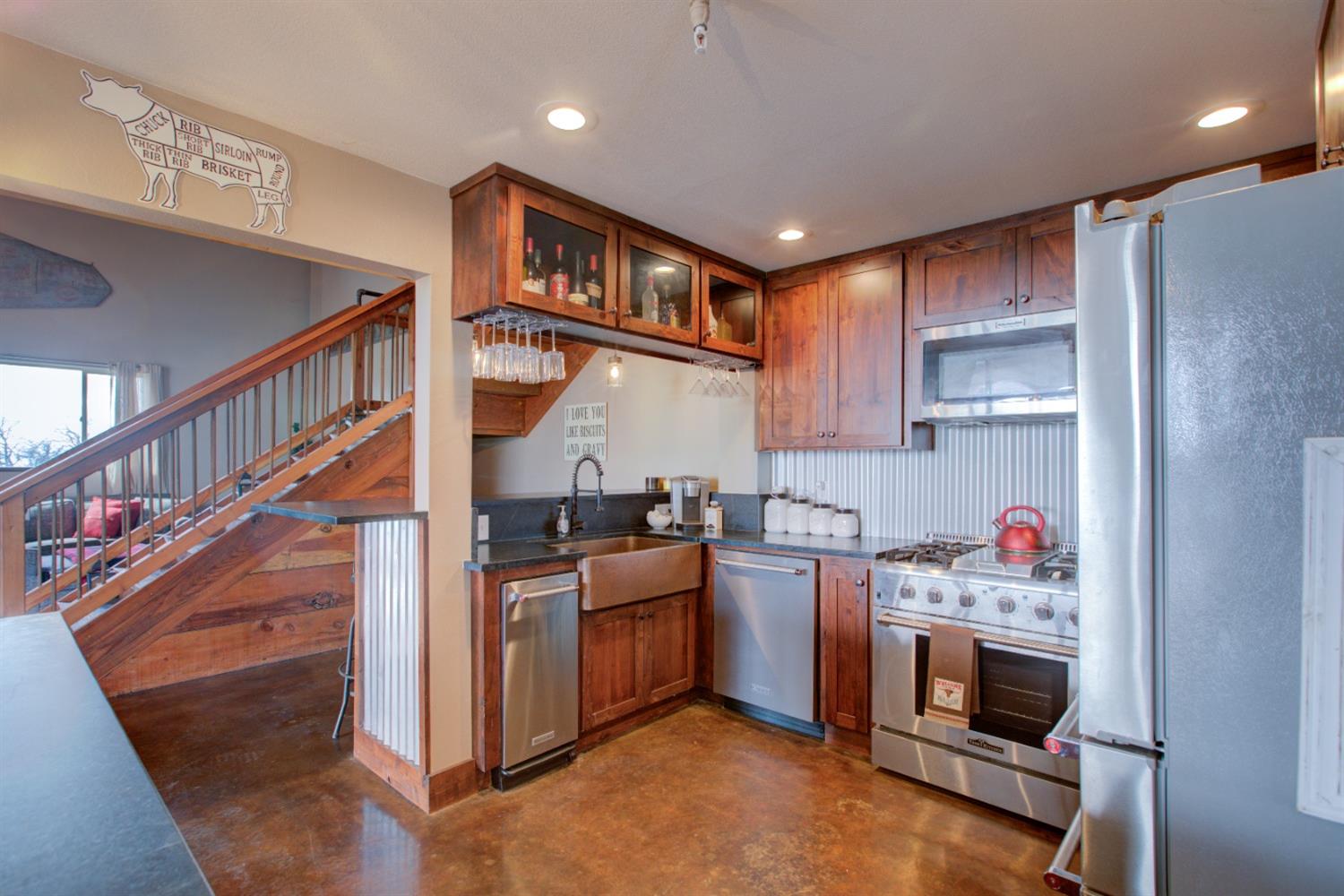 2350 Old Highway, Catheys Valley, CA 95306