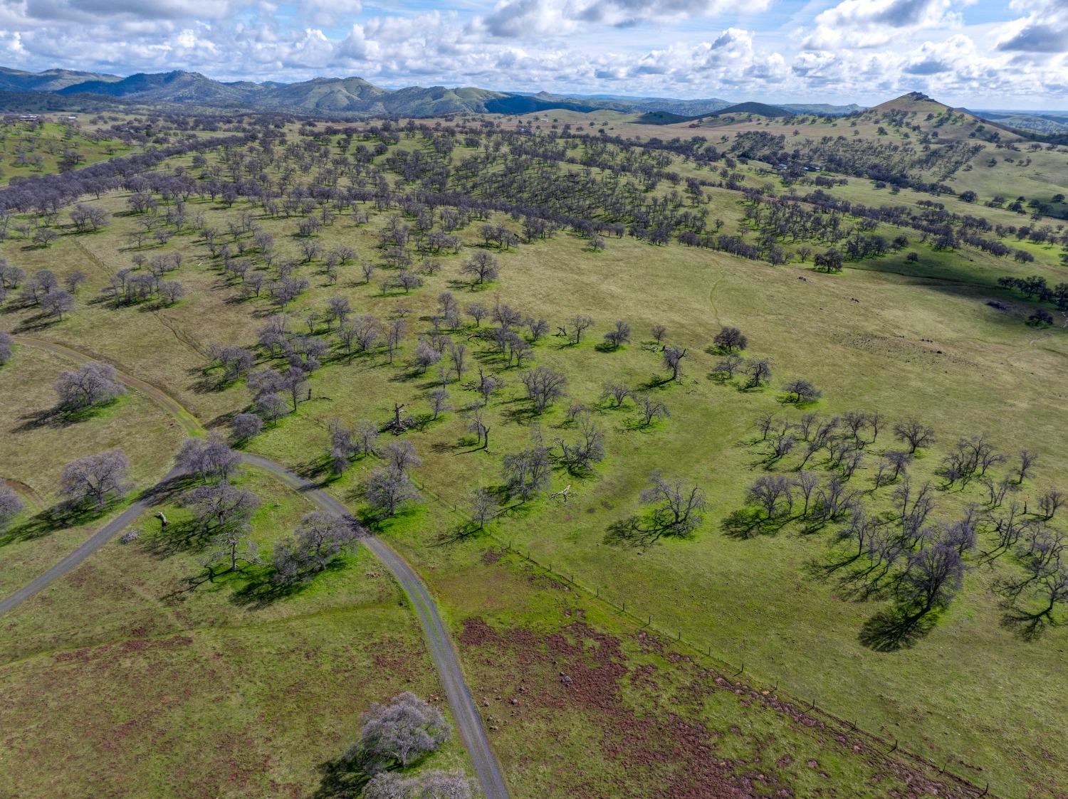 2350 Old Highway, Catheys Valley, CA 95306