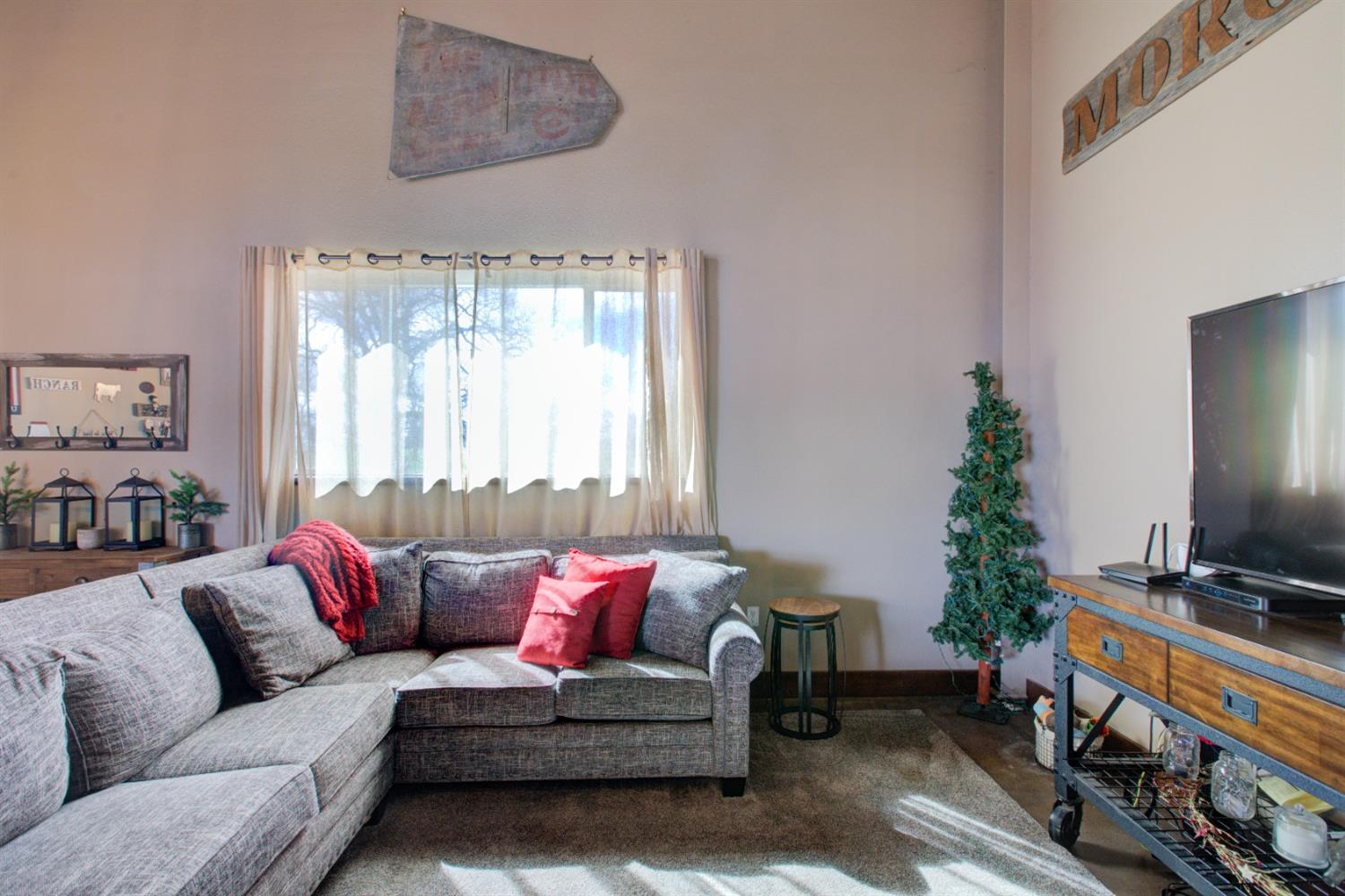 2350 Old Highway, Catheys Valley, CA 95306