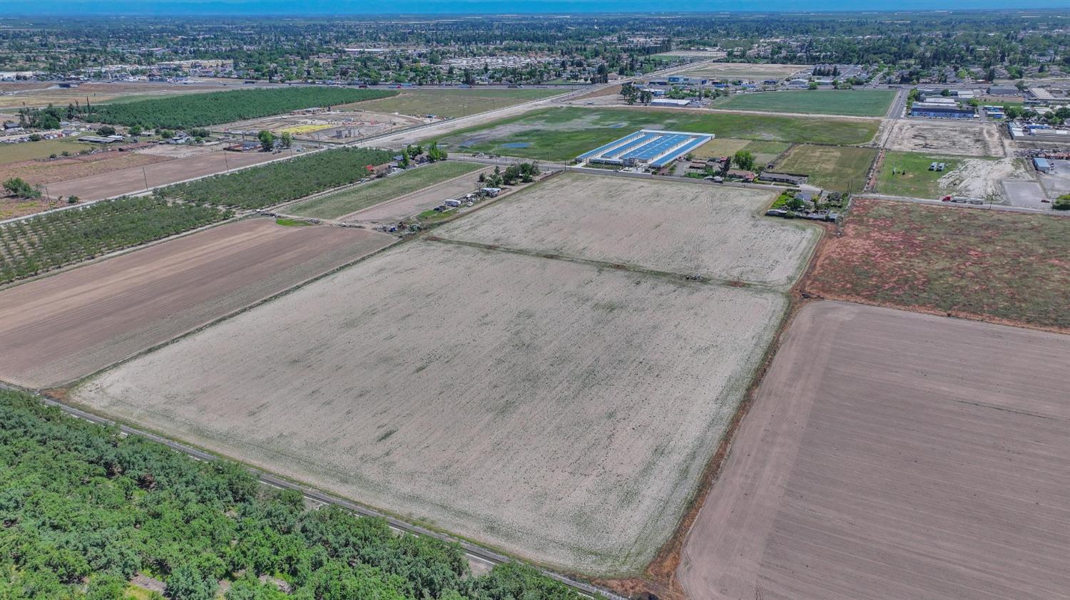 501 Dianne Dr, Turlock, CA 95380