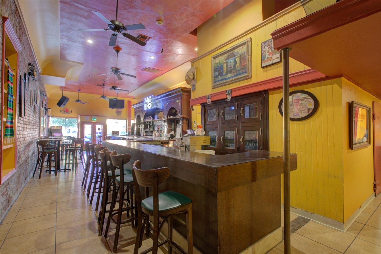 1425 Main St, Newman, CA 95360