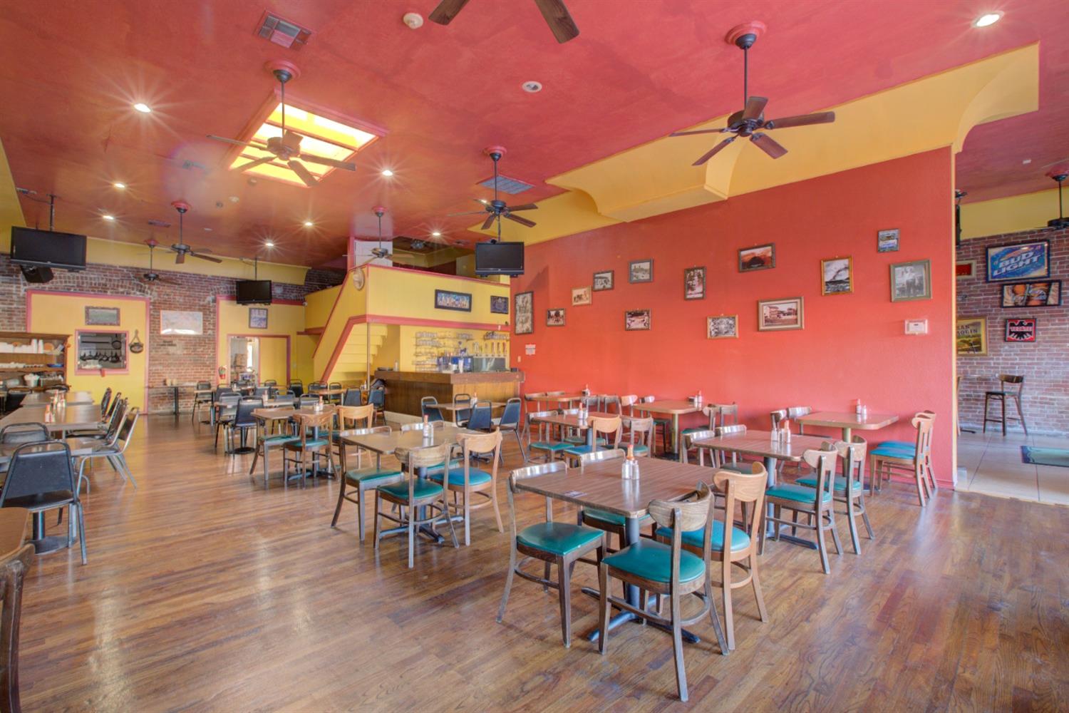 1425 Main St, Newman, CA 95360