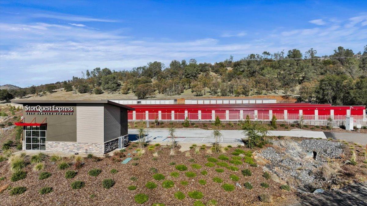 209 Oakhurst Ct, Copperopolis, CA 95228