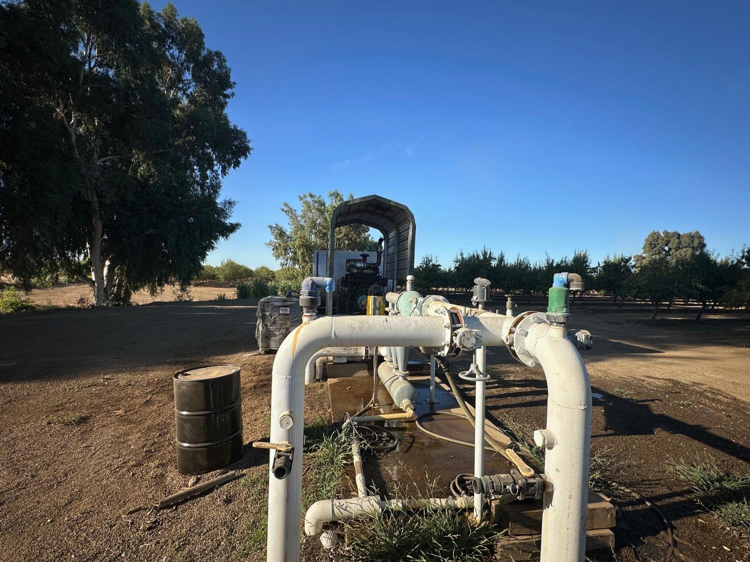 4506 Ispen Rd, Le Grand, CA 95333