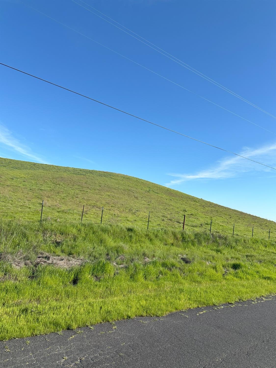 400 Crabtree Rd, Waterford, CA 95386