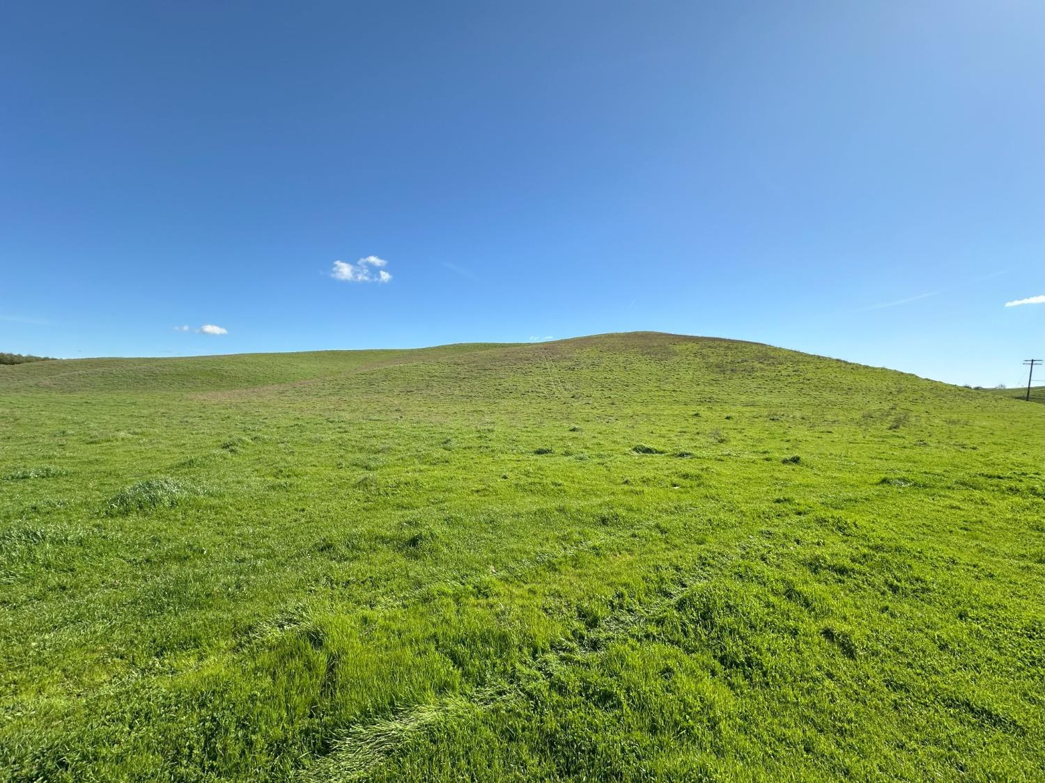 1100 Crabtree Rd, Waterford, CA 95386