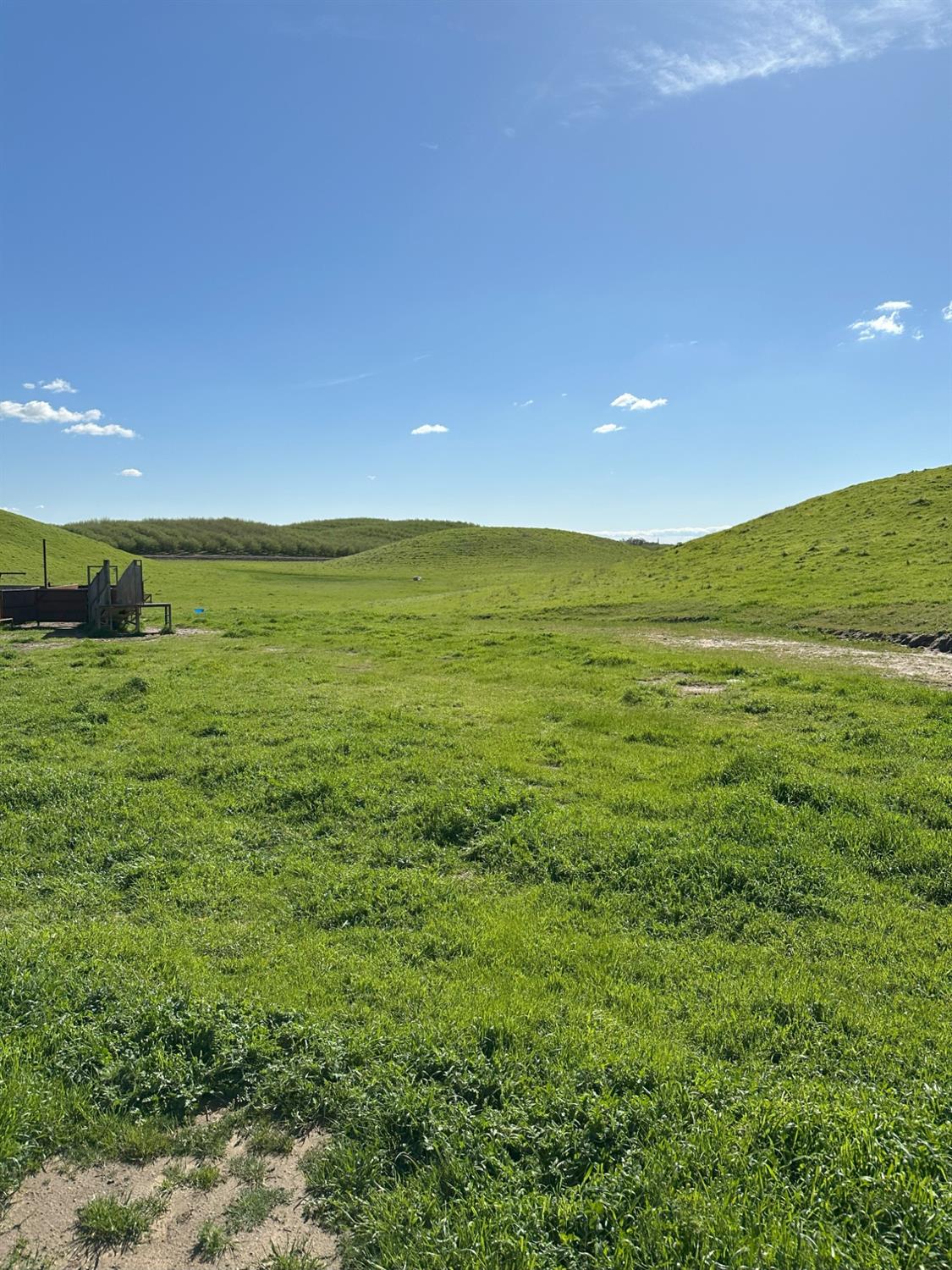 1100 Crabtree Rd, Waterford, CA 95386