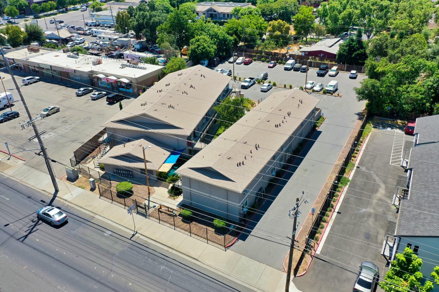 431 Coffee Rd, Modesto, CA 95355