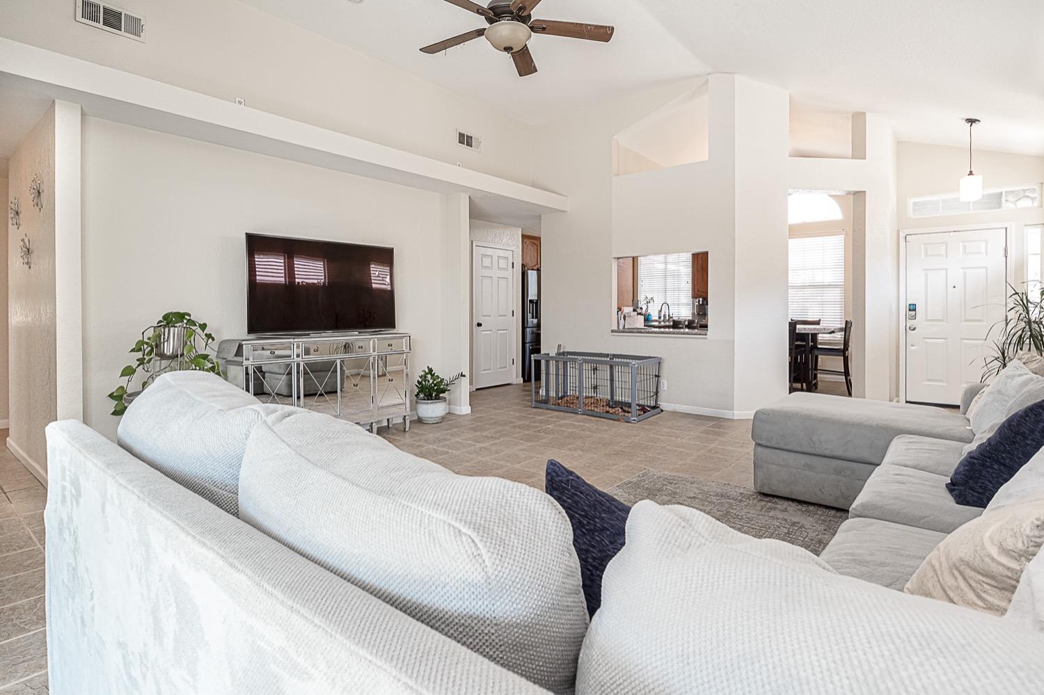 628 Mission Ridge, Manteca, CA 95337