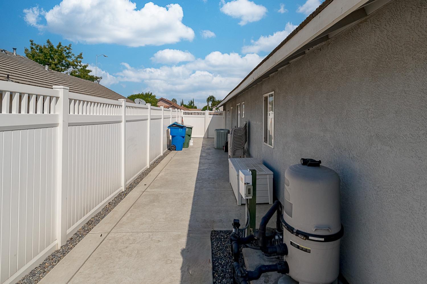 628 Mission Ridge, Manteca, CA 95337