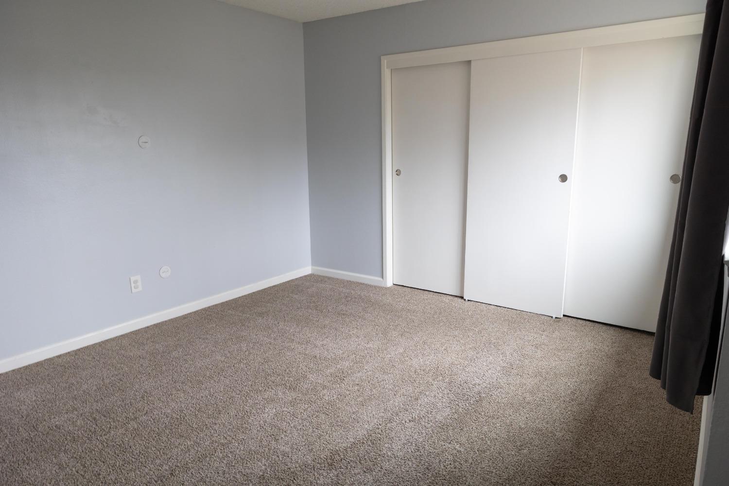 325 Standiford Ave #18, Modesto, CA 95350