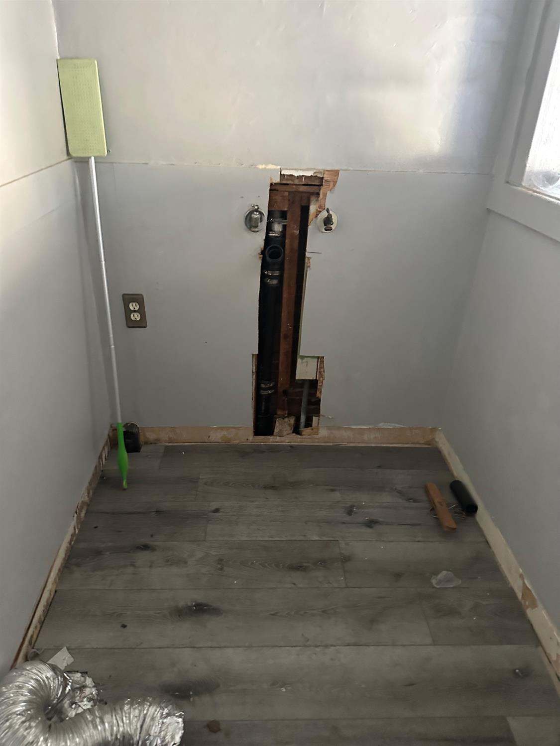 301 Maynell Ave, Modesto, CA 95354