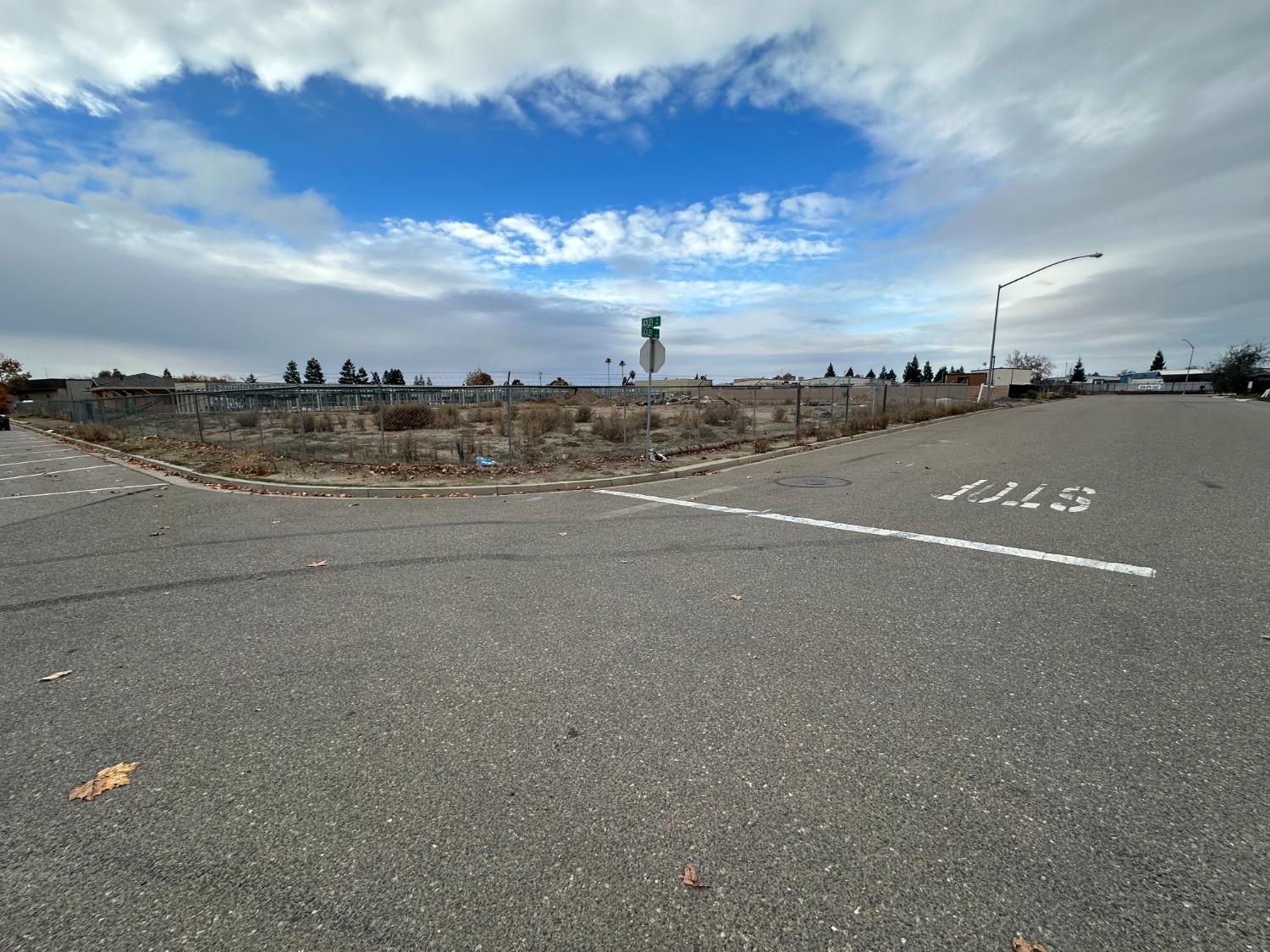 1574 Ackley Cir, Oakdale, CA 95361