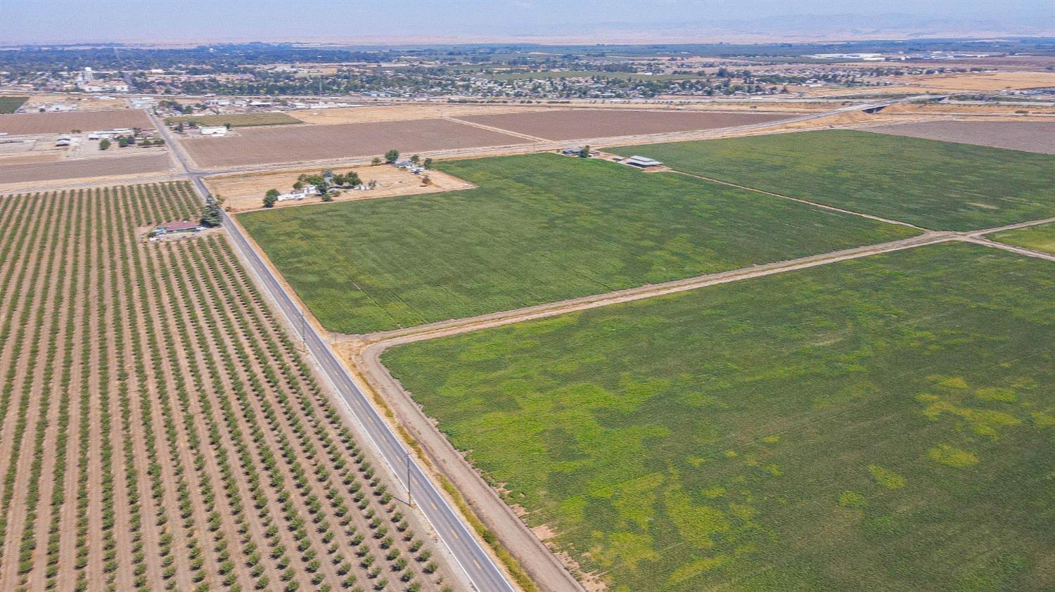 2246 E Mission Ave, Merced, CA 95341