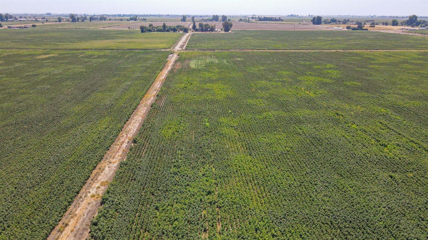 2246 E Mission Ave, Merced, CA 95341